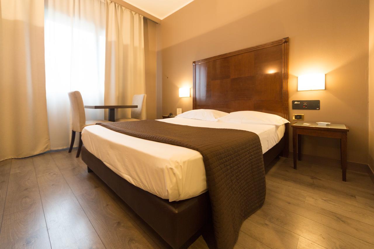 Hotel Motel Ascot Lissone Kültér fotó