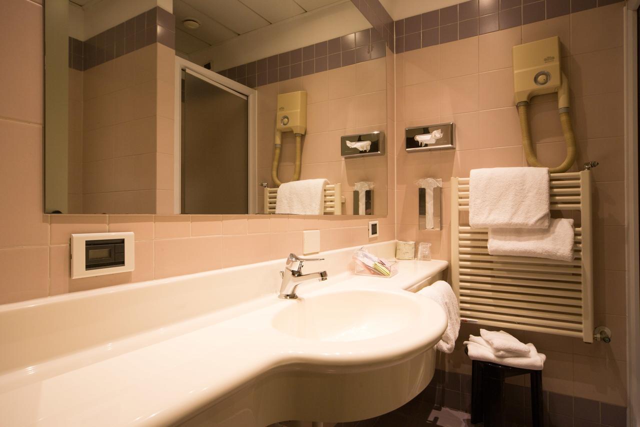 Hotel Motel Ascot Lissone Kültér fotó